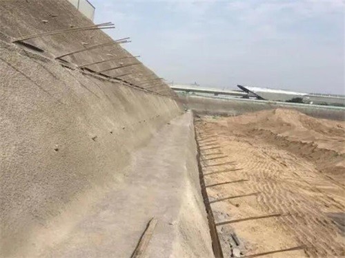 固阳河道边坡加固